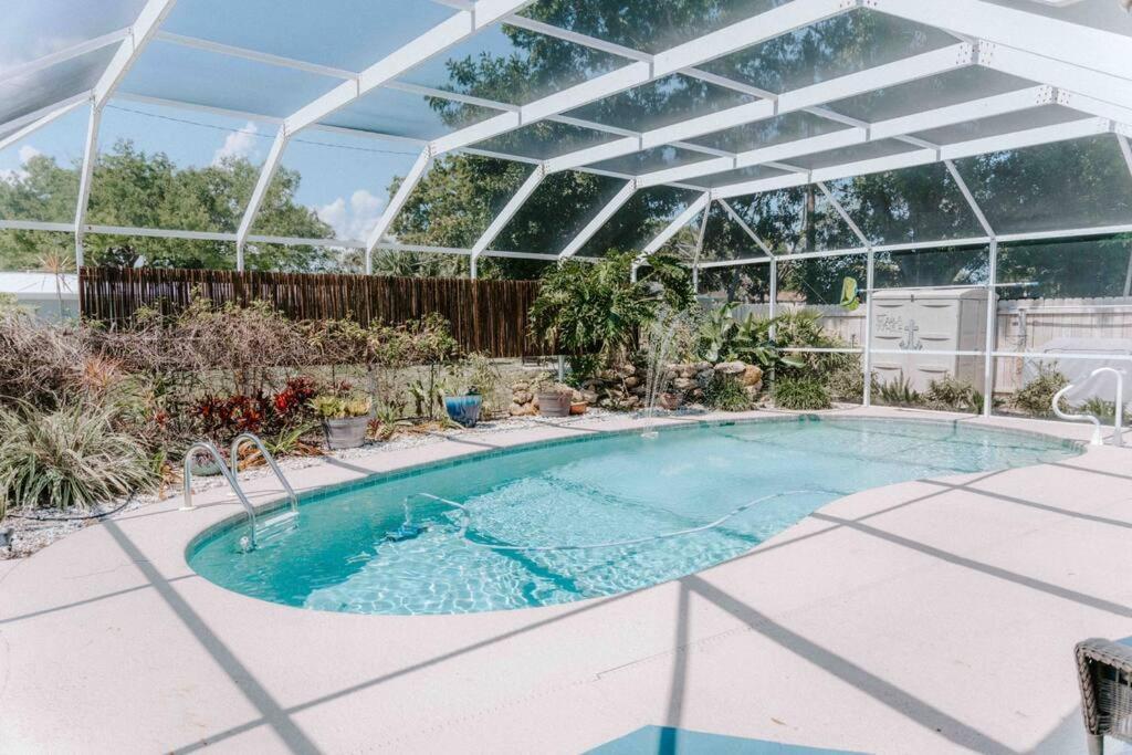 Entire Home, Heated Pool, Just 10 Min To Beach! Vero Beach Extérieur photo